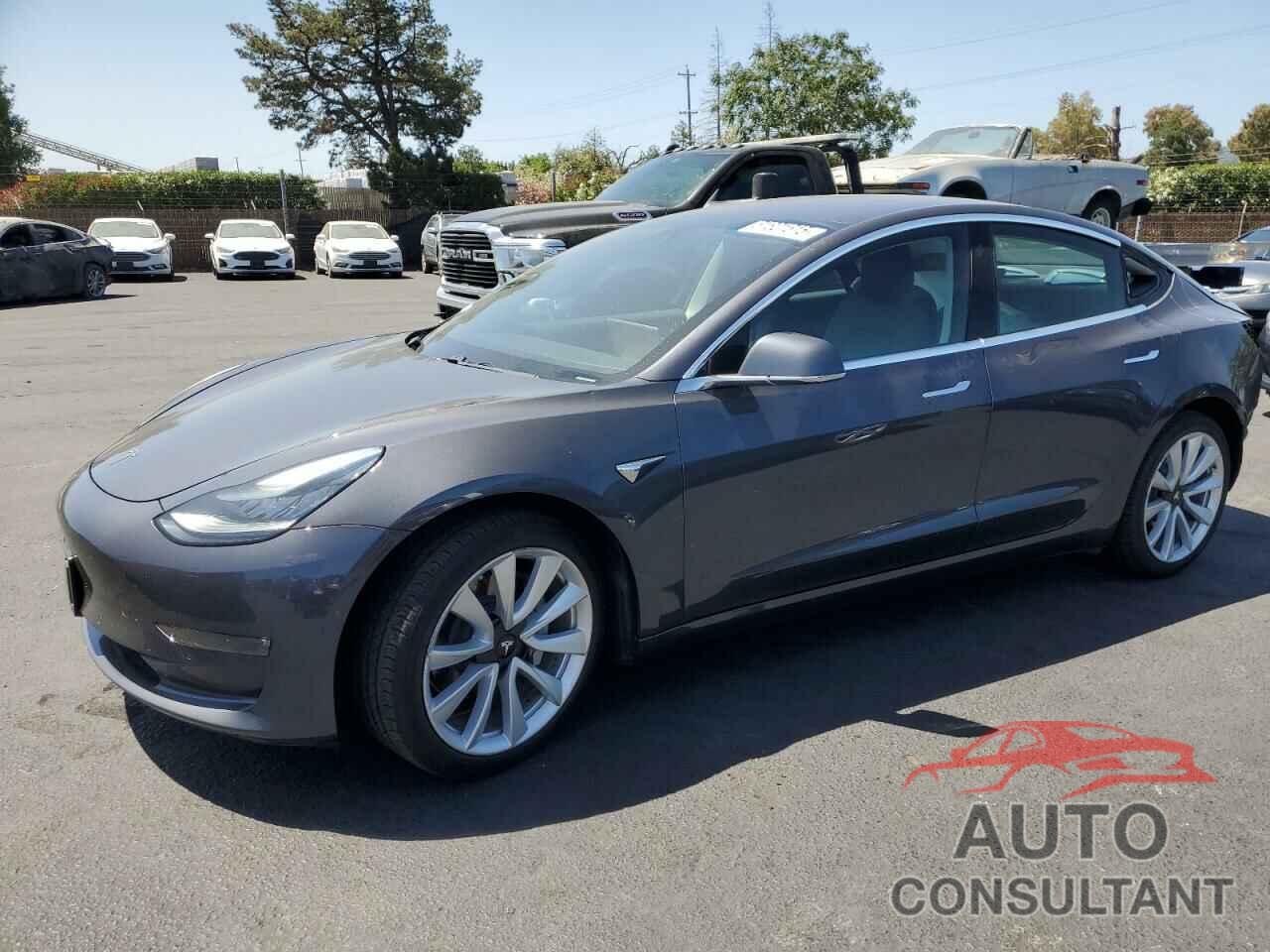TESLA MODEL 3 2018 - 5YJ3E1EA7JF049334