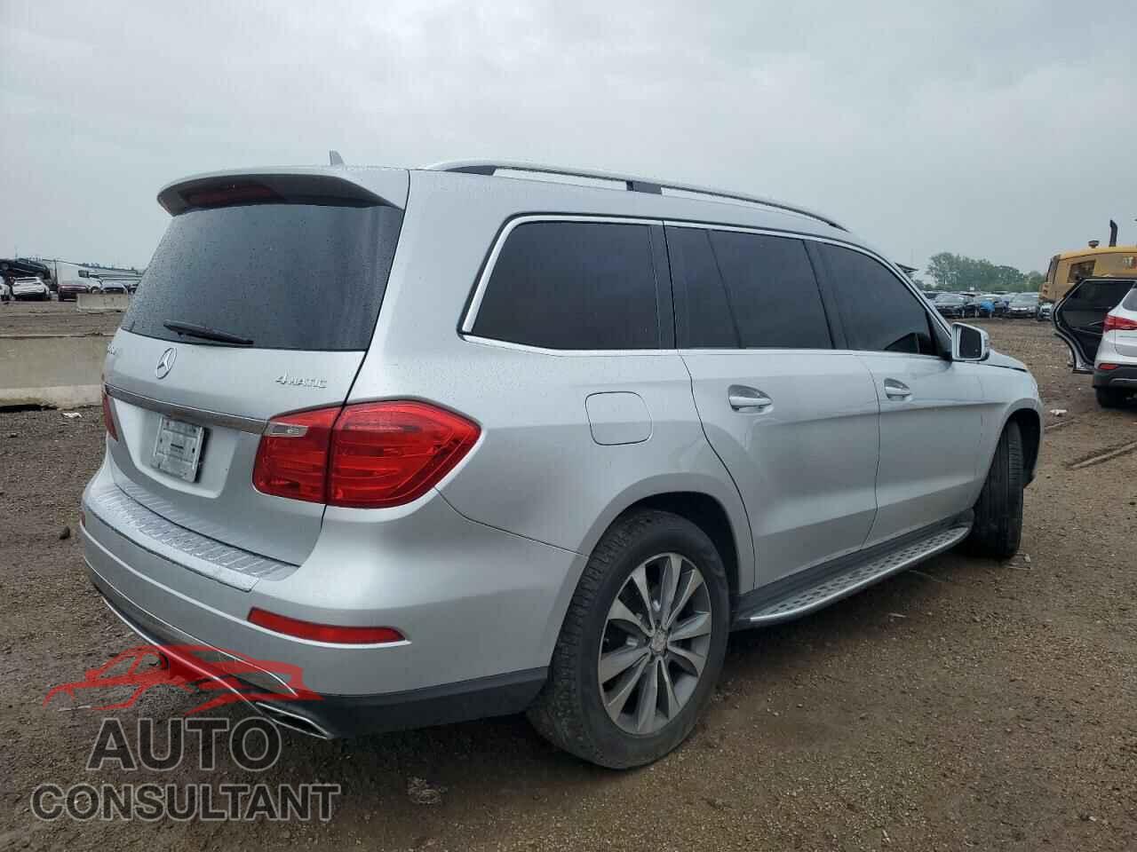 MERCEDES-BENZ GL-CLASS 2013 - 4JGDF7CE2DA106722