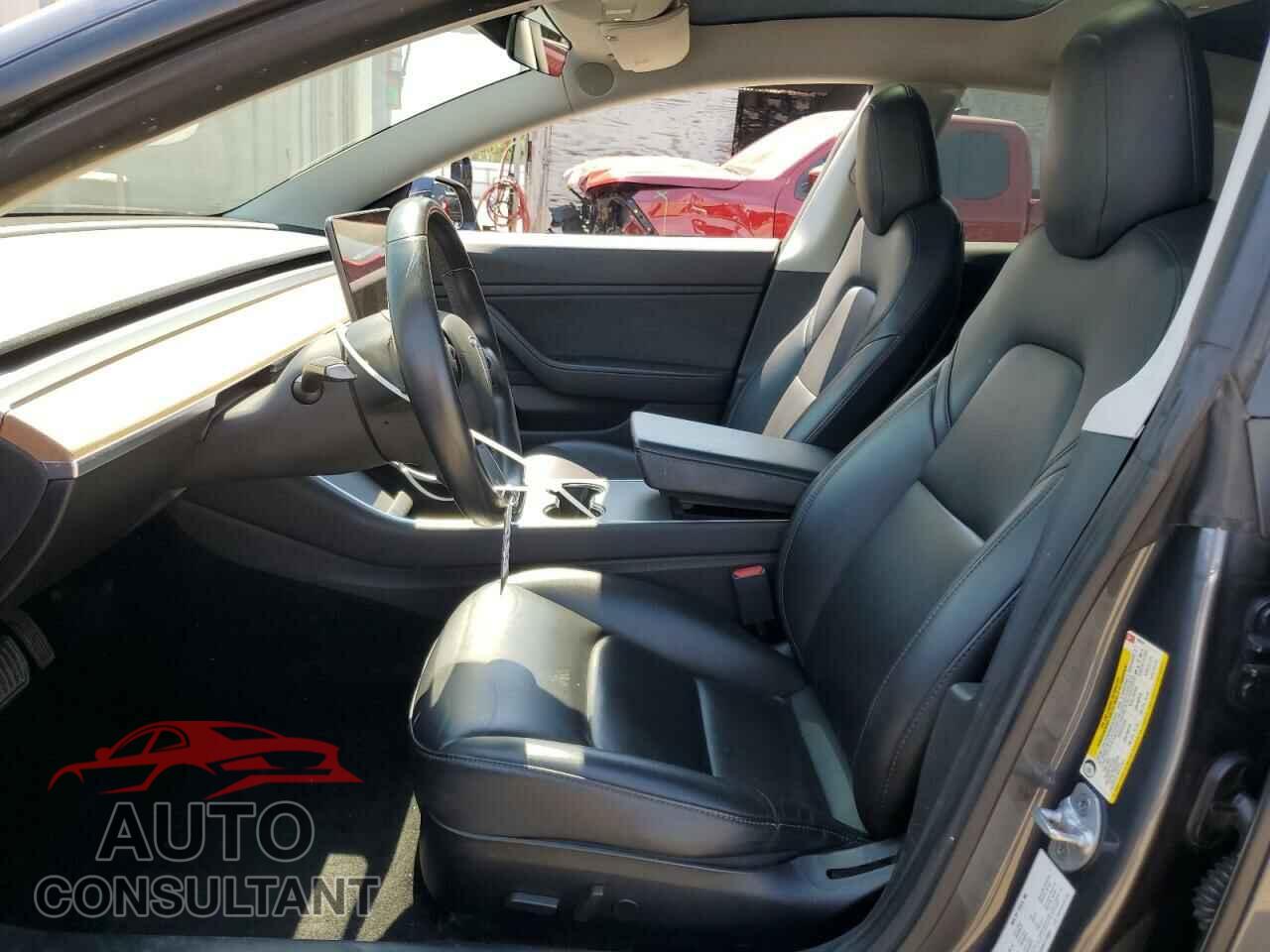 TESLA MODEL 3 2019 - 5YJ3E1EAXKF125937