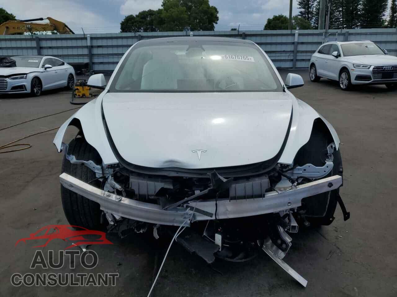 TESLA MODEL 3 2021 - 5YJ3E1EA1MF032405
