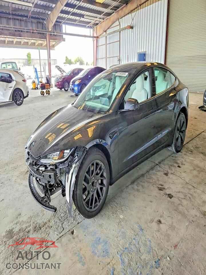 TESLA MODEL 3 2025 - 5YJ3E1EA5SF081099