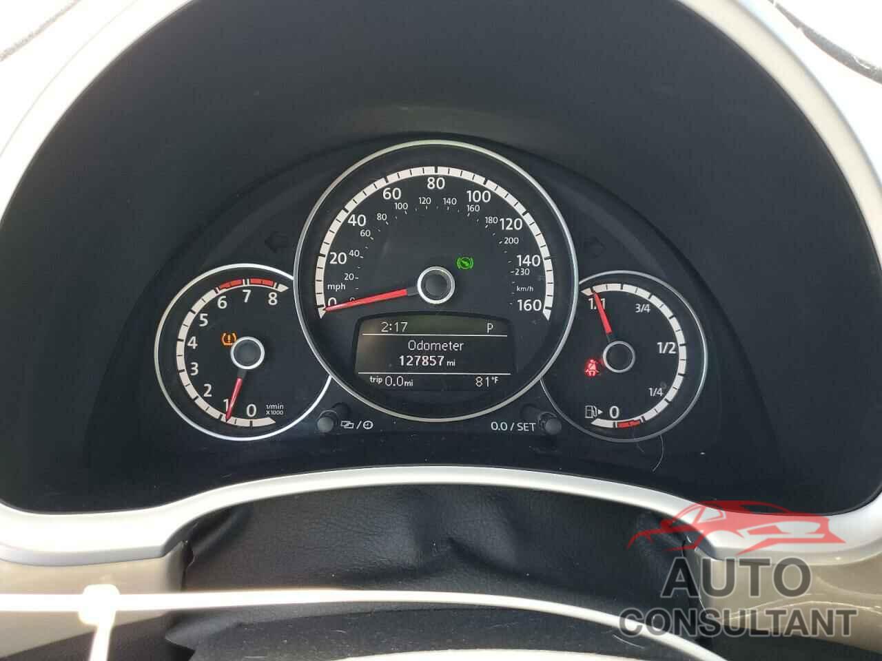 VOLKSWAGEN BEETLE 2014 - 3VWJ17AT2EM658942