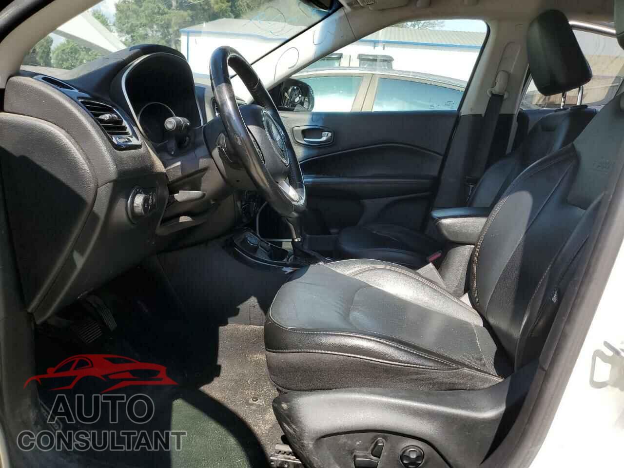 JEEP COMPASS 2018 - 3C4NJDCB3JT481888