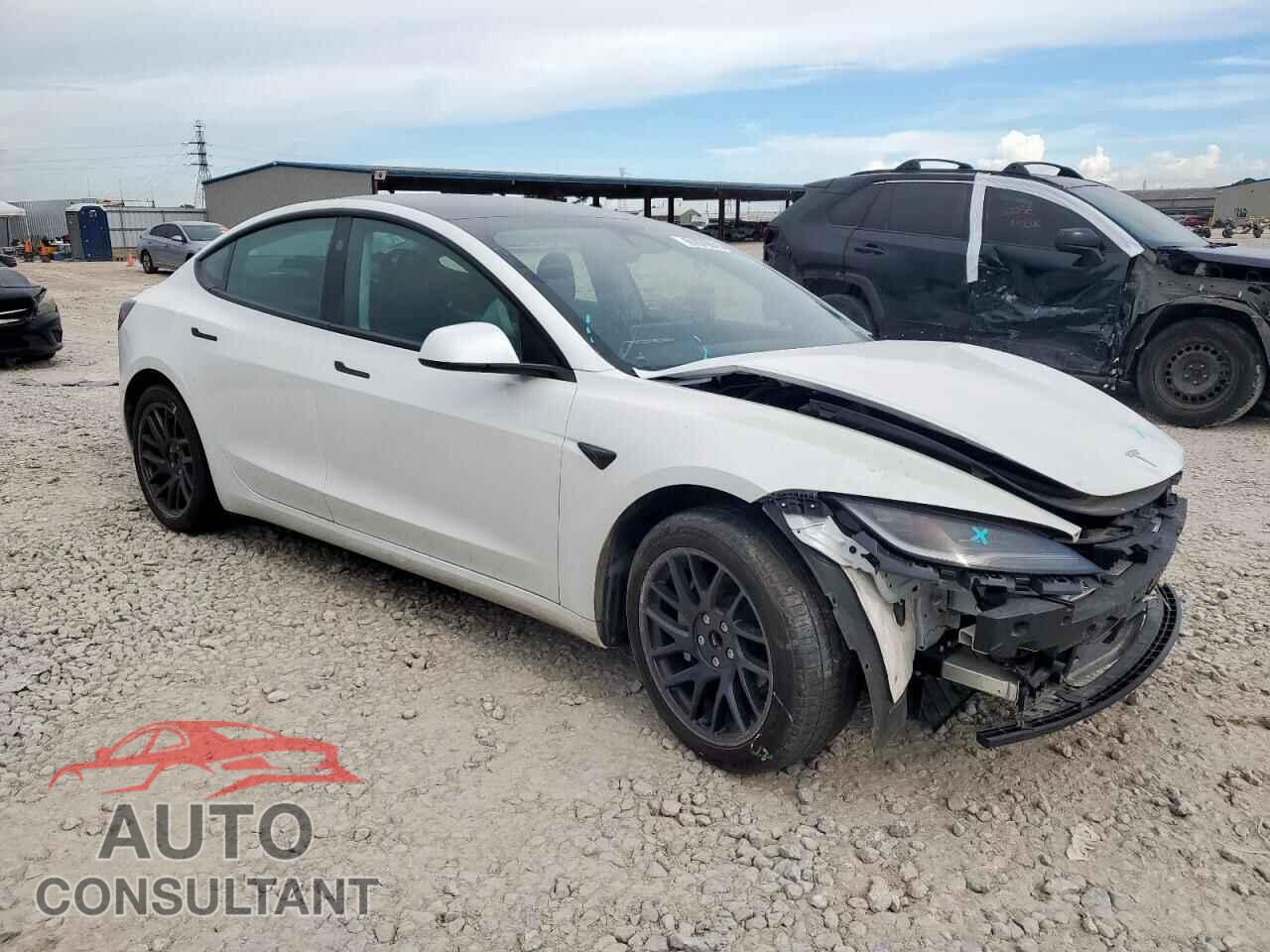 TESLA MODEL 3 2024 - 5YJ3E1EA5RF733763