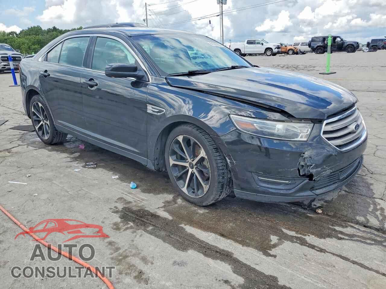 FORD TAURUS 2015 - 1FAHP2E87FG183721