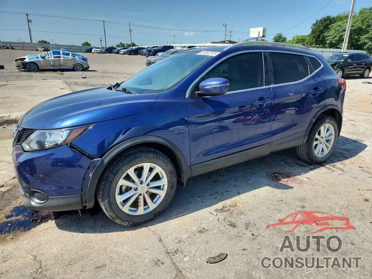 NISSAN ROGUE 2017 - JN1BJ1CP1HW011847