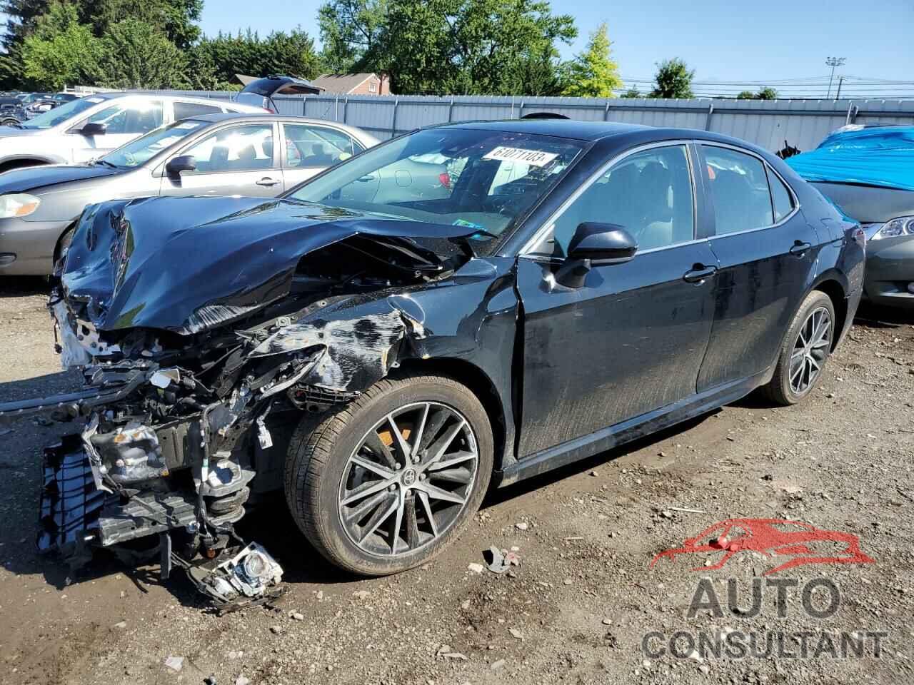 TOYOTA CAMRY 2021 - 4T1G11AK8MU591576