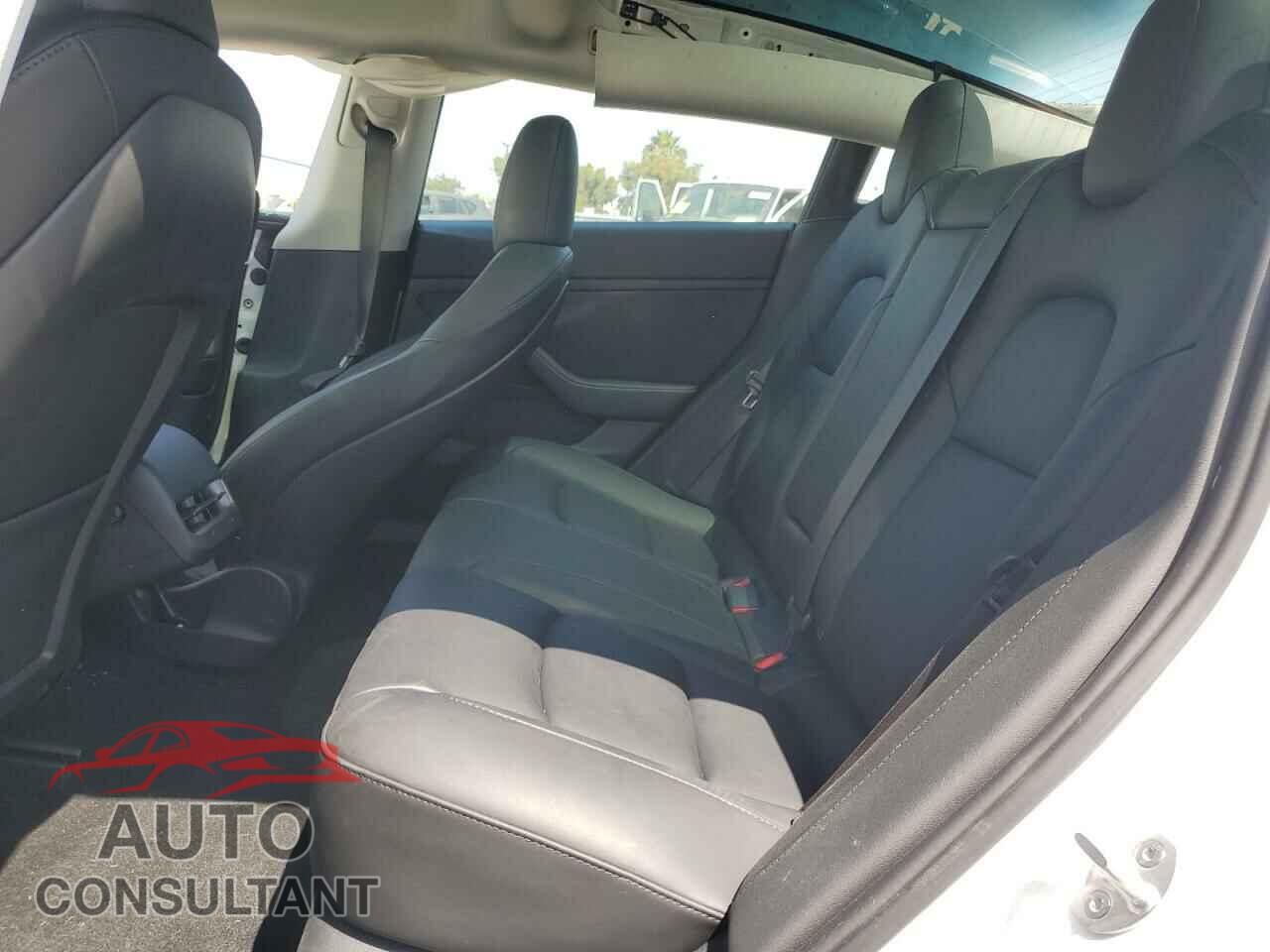 TESLA MODEL 3 2023 - 5YJ3E1EA2PF614615