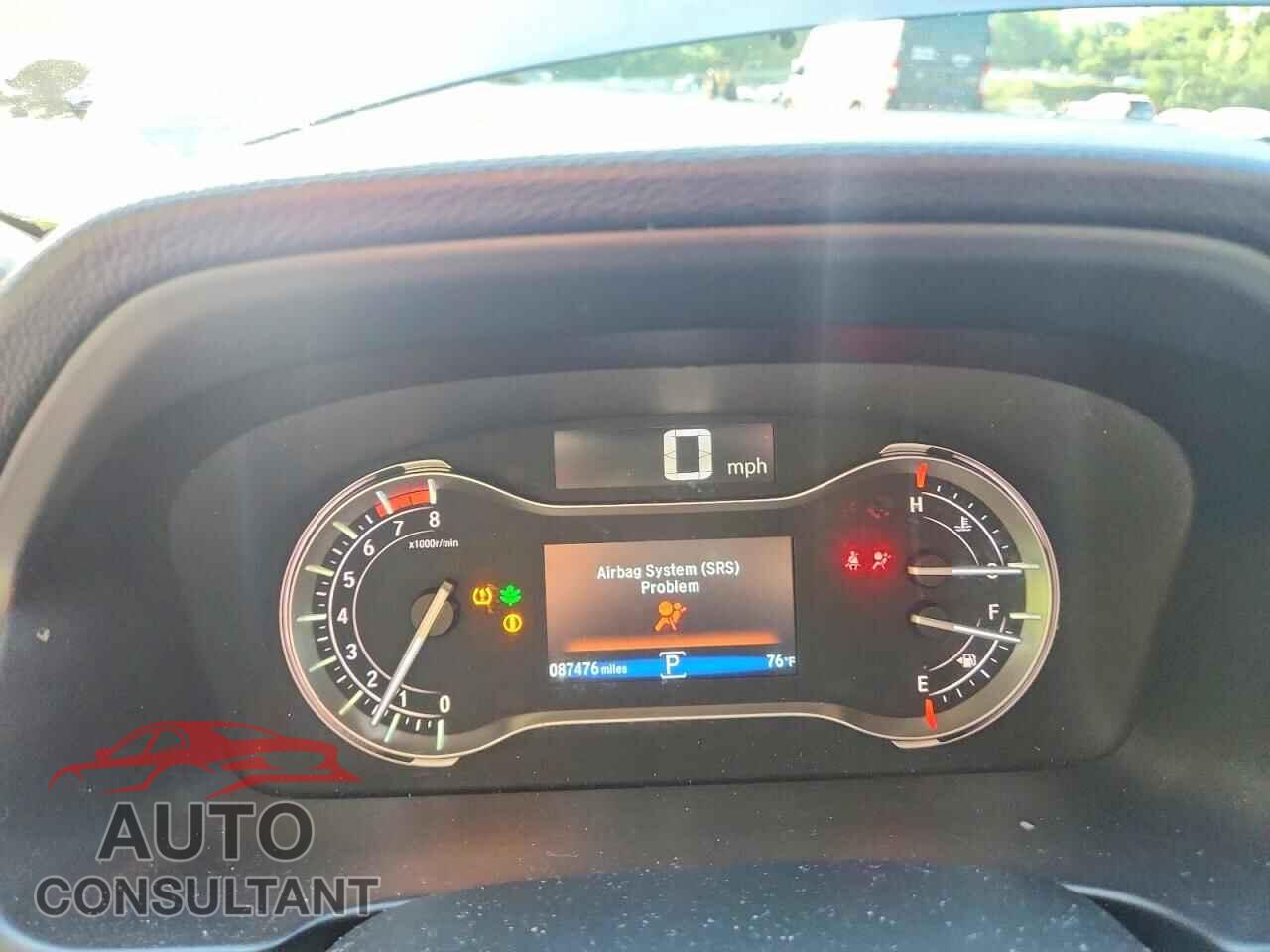 HONDA PILOT 2018 - 5FNYF6H55JB018100