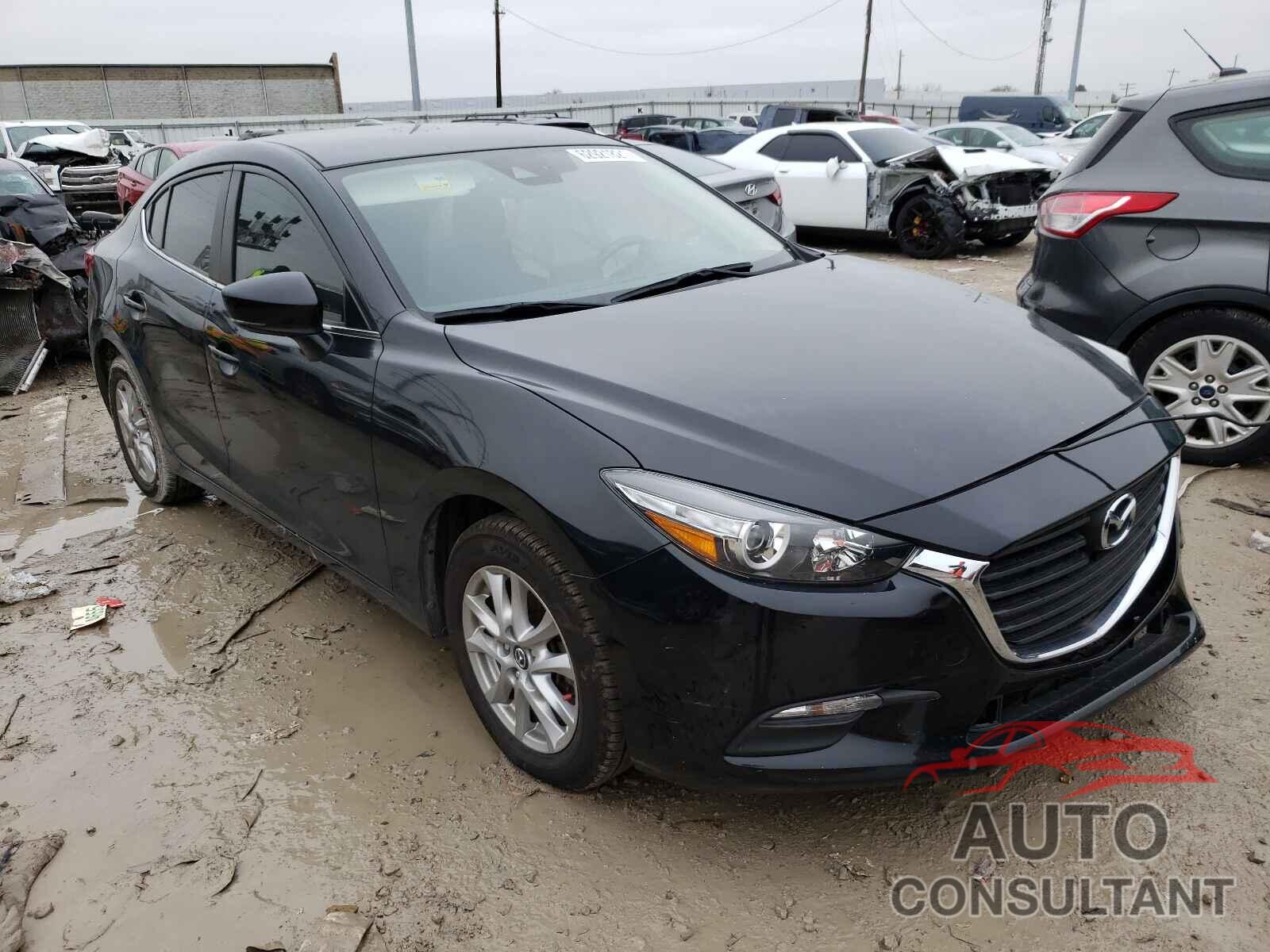 MAZDA 3 2018 - 3MZBN1U78JM162896