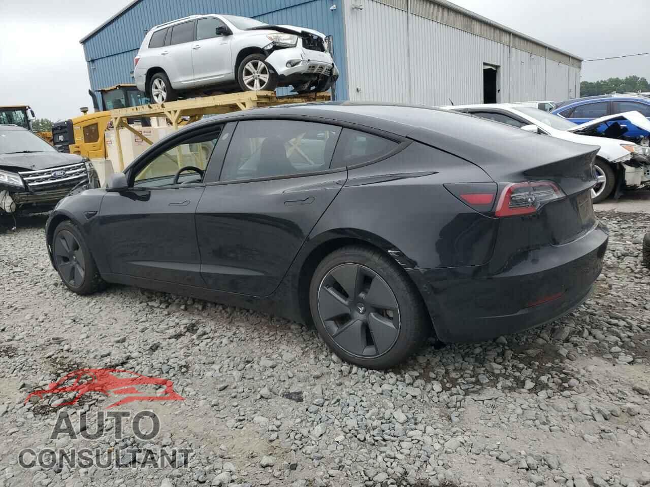 TESLA MODEL 3 2021 - 5YJ3E1EA2MF985334