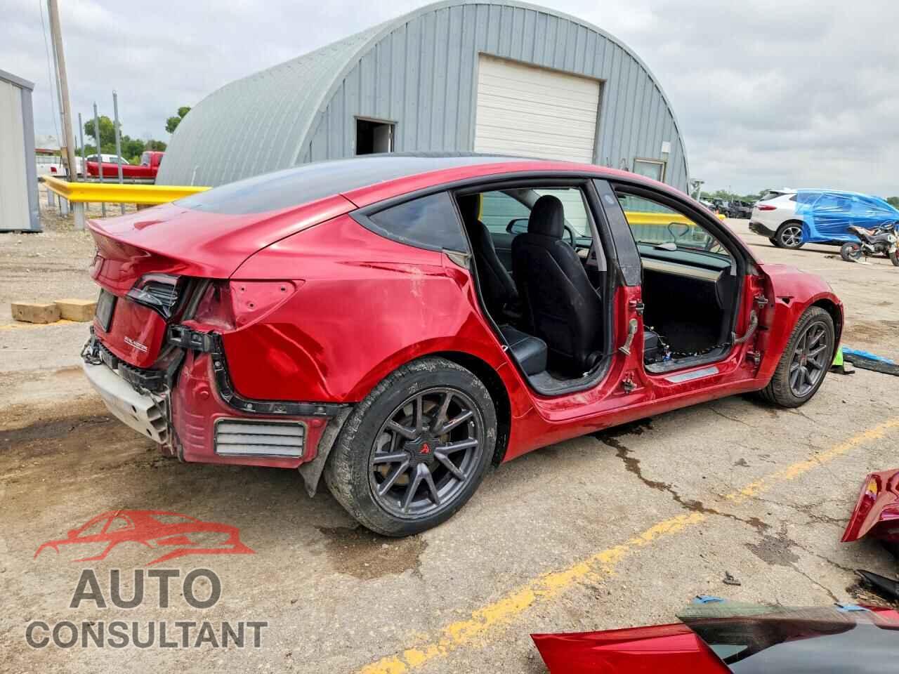 TESLA MODEL 3 2020 - 5YJ3E1EC1LF586477