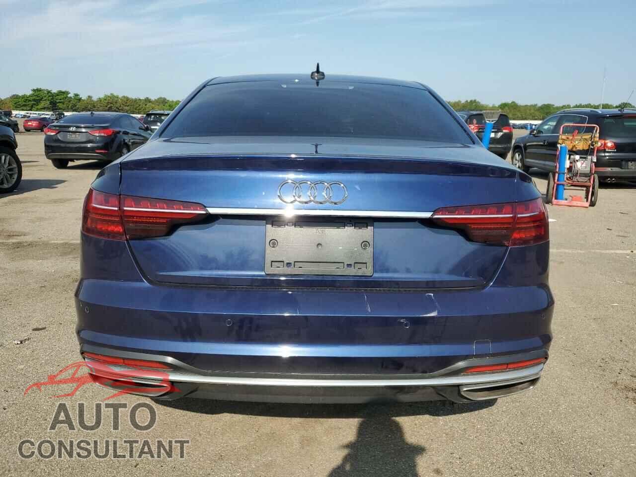 AUDI A4 2023 - WAUDAAF49PN012107