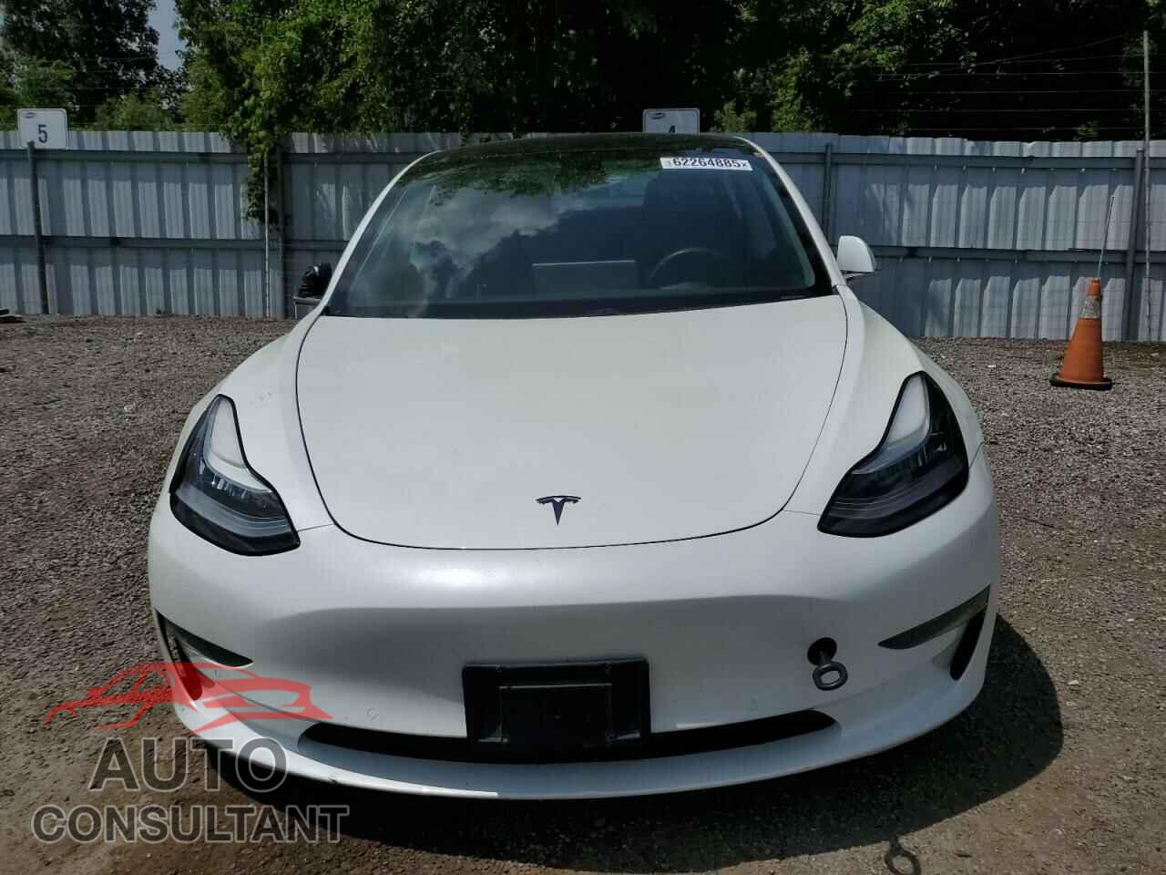 TESLA MODEL 3 2019 - 5YJ3E1EB3KF452950