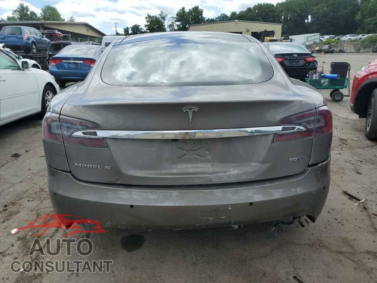 TESLA MODEL S 2016 - 5YJSA1E24GF139565