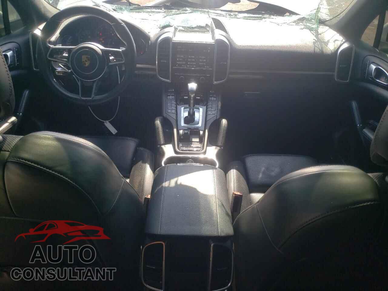 PORSCHE CAYENNE 2016 - WP1AA2A22GLA10730