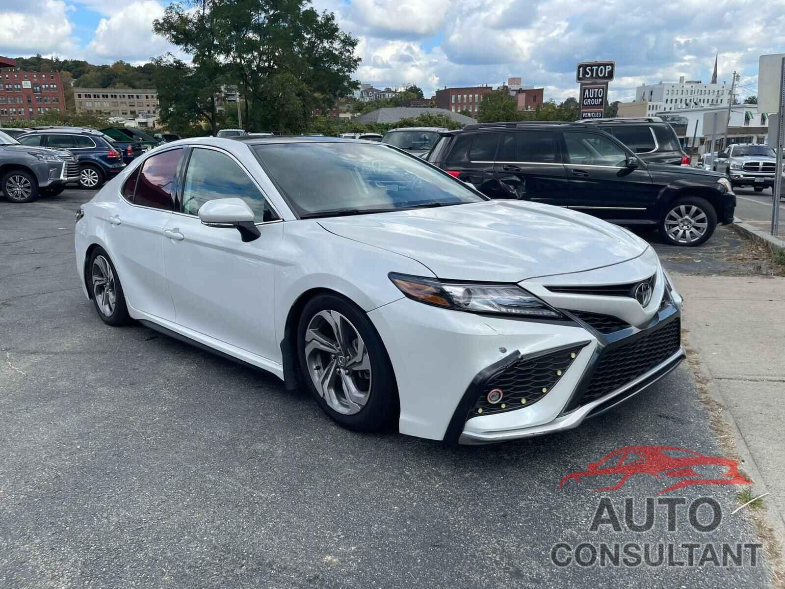 TOYOTA CAMRY 2021 - 4T1K61AK7MU524270