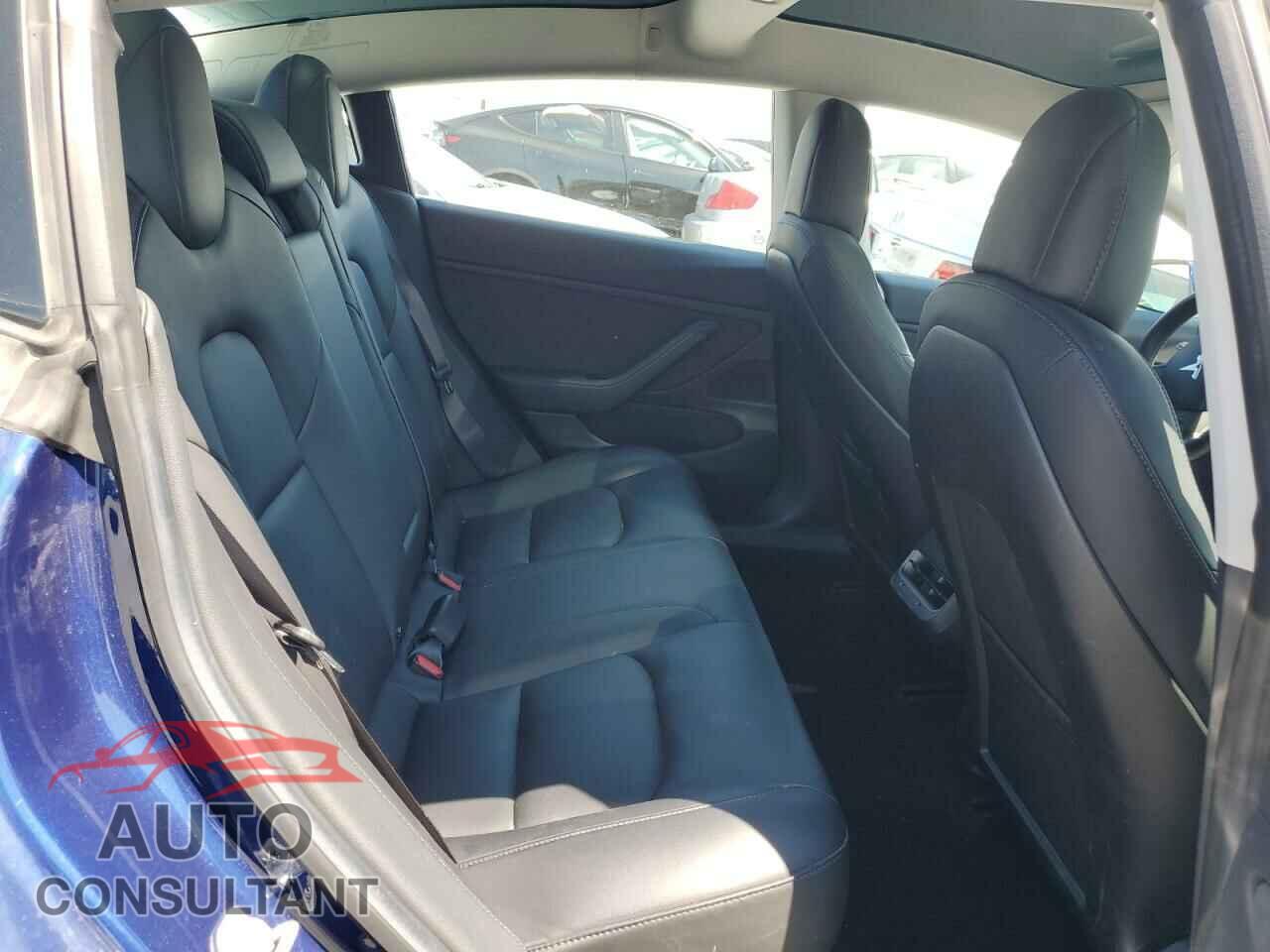 TESLA MODEL 3 2018 - 5YJ3E1EB2JF093718