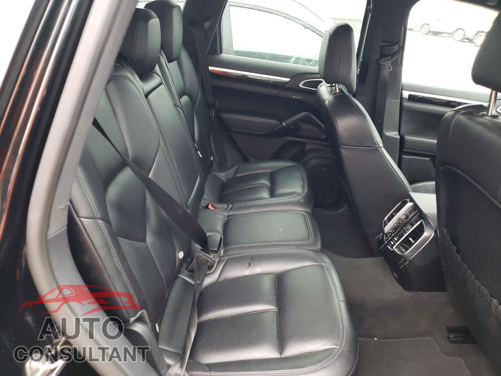 PORSCHE CAYENNE 2017 - WP1AA2A2XHKA90544