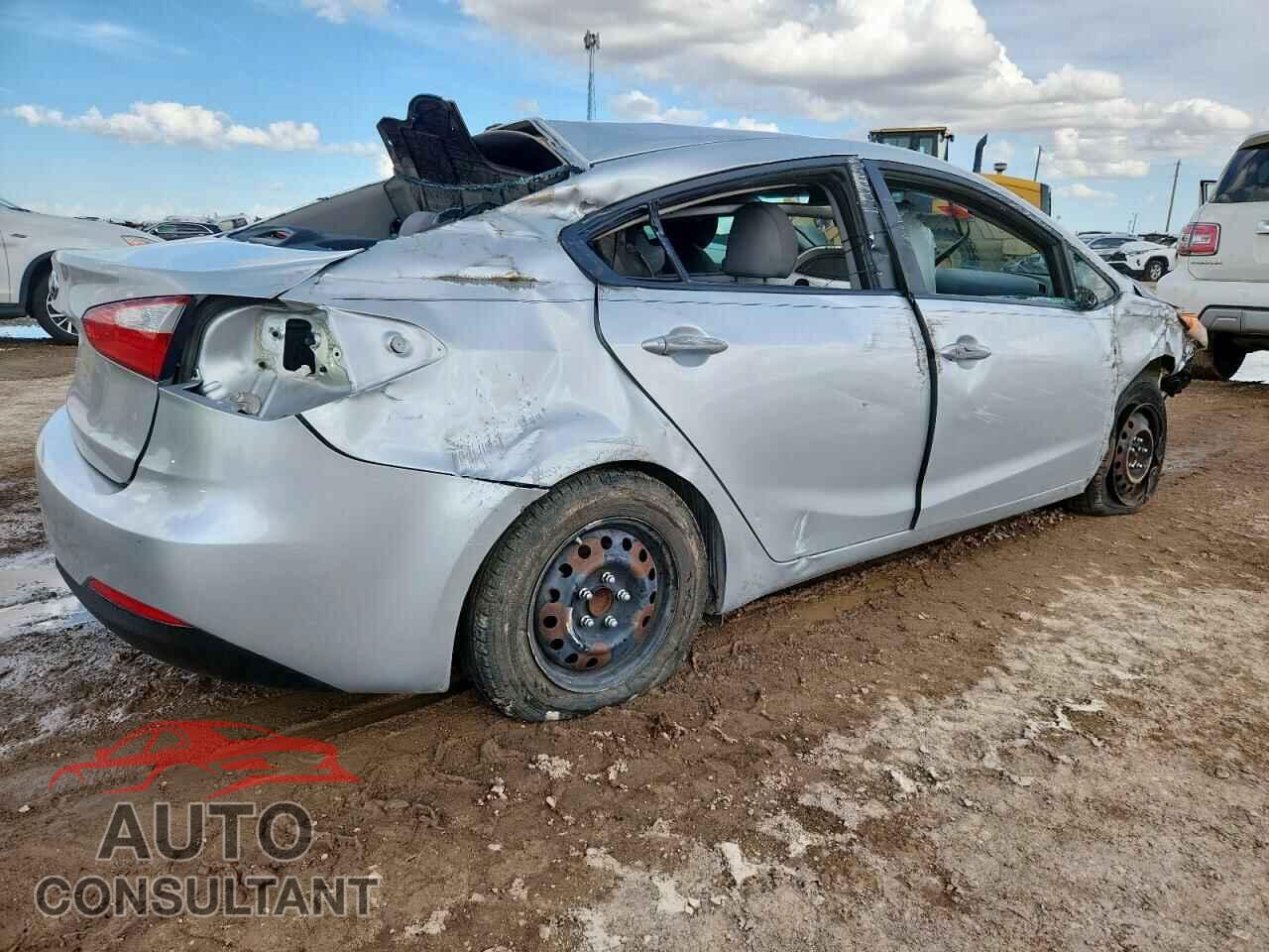 KIA FORTE 2016 - KNAFX4A6XG5542443