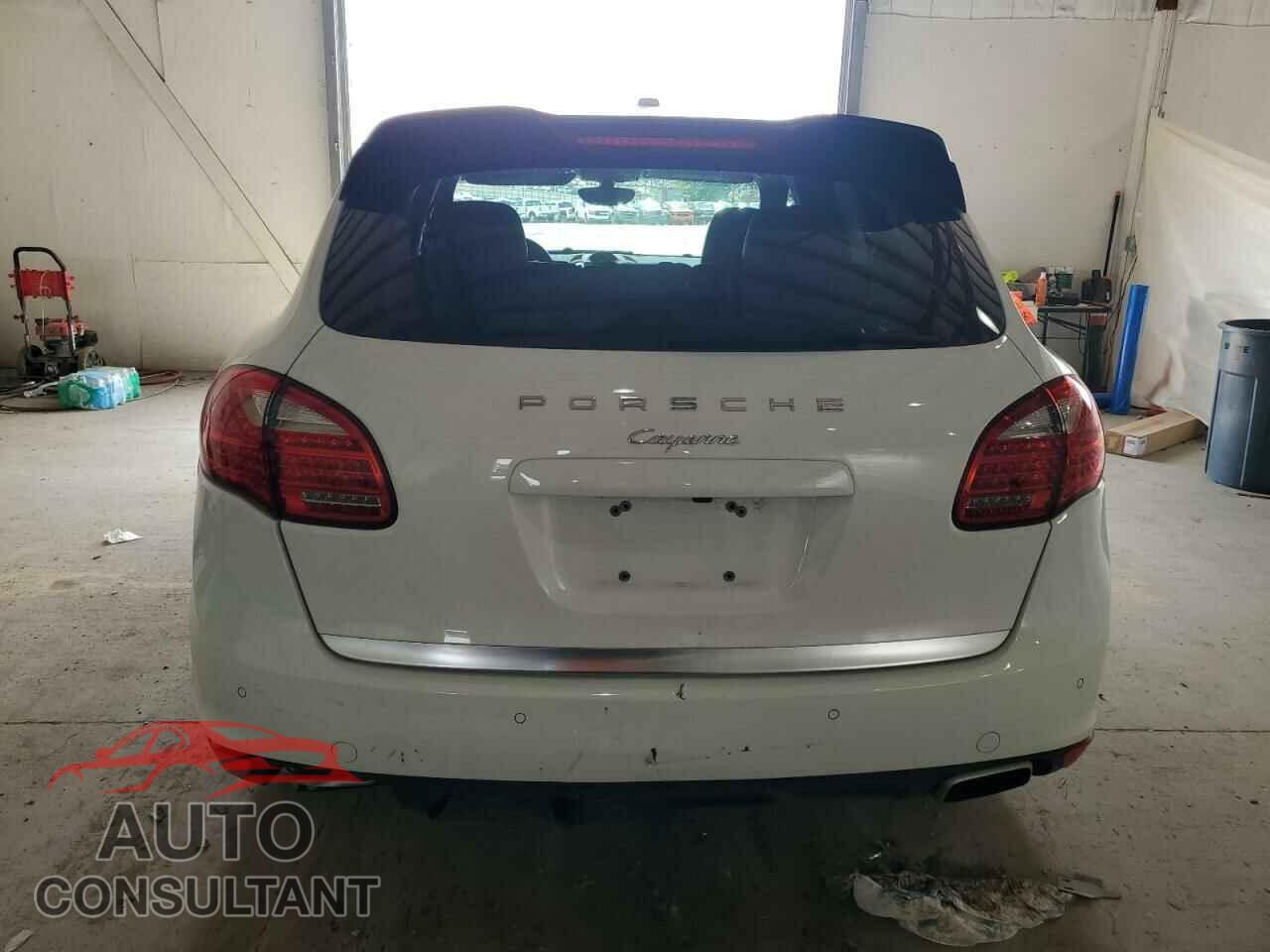 PORSCHE CAYENNE 2014 - WP1AA2A29ELA96180
