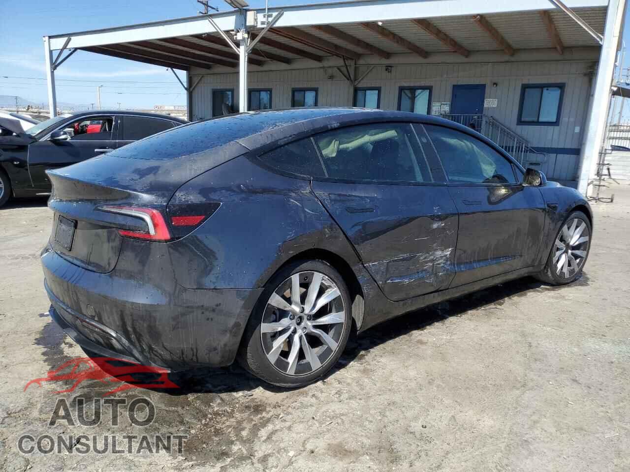TESLA MODEL 3 2024 - 5YJ3E1EA3RF730926