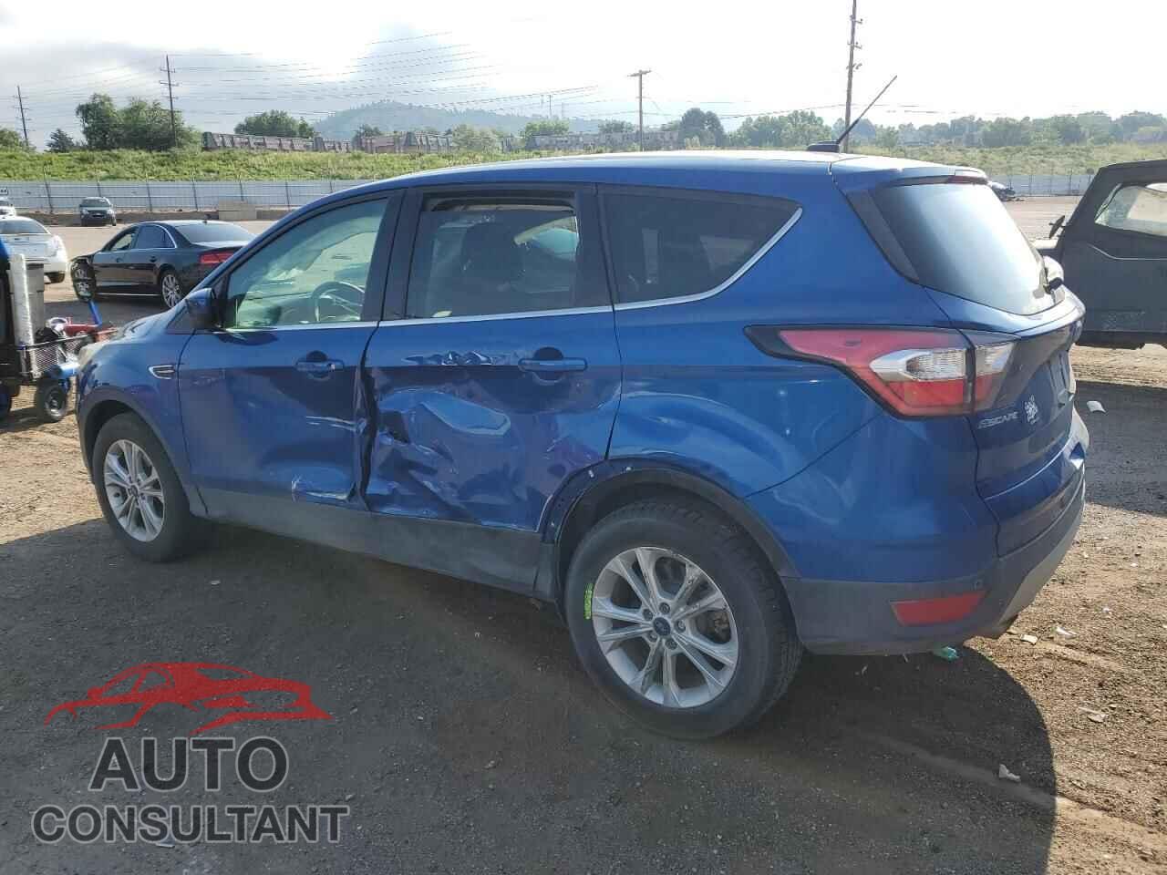 FORD ESCAPE 2017 - 1FMCU9GD4HUC28064