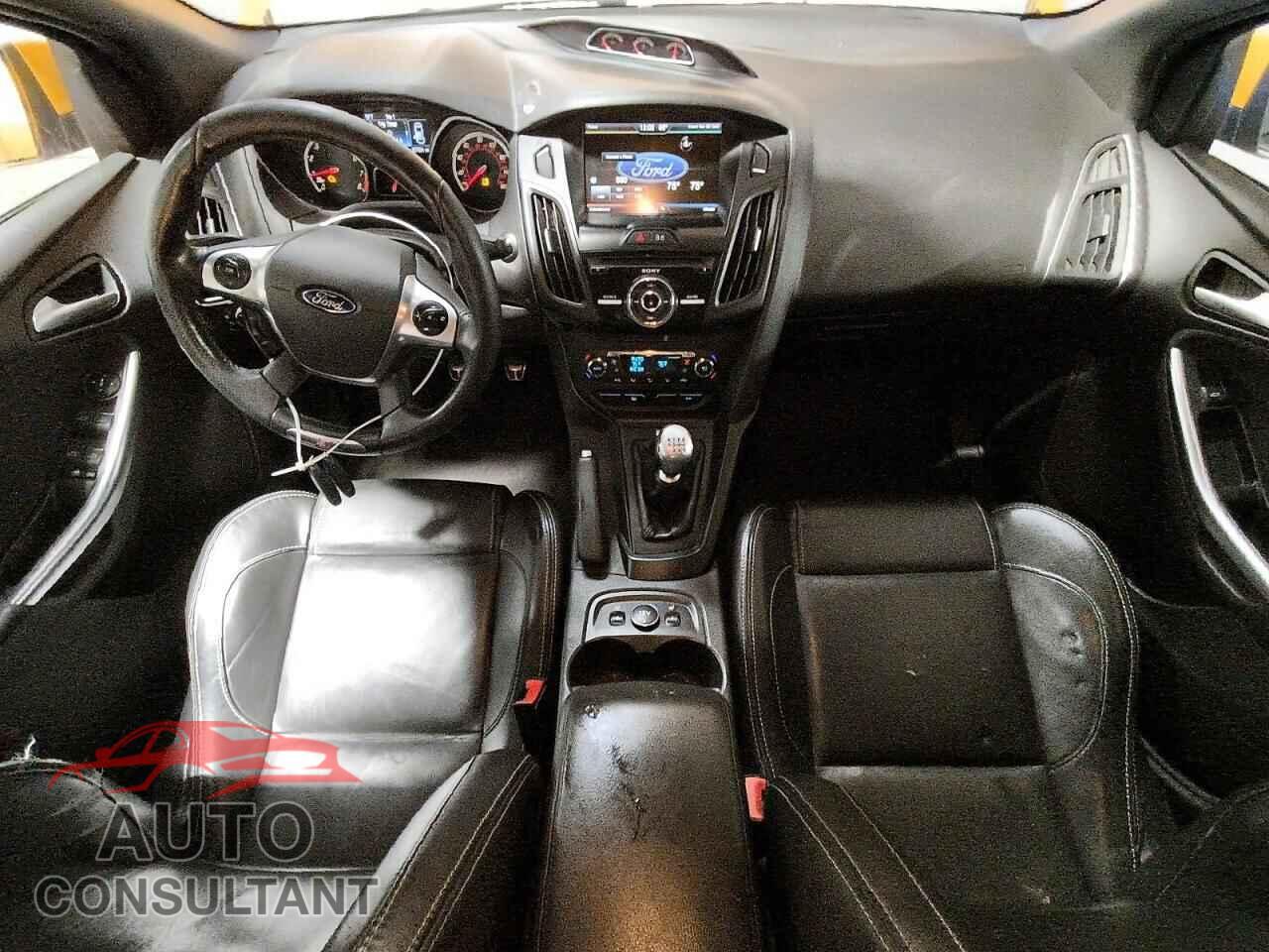 FORD FOCUS 2014 - 1FADP3L99EL345631