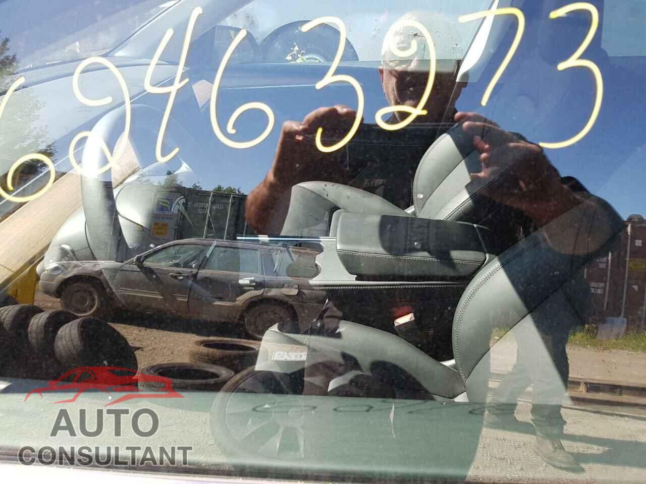 TESLA MODEL Y 2023 - 7SAYGDEEXPF693135