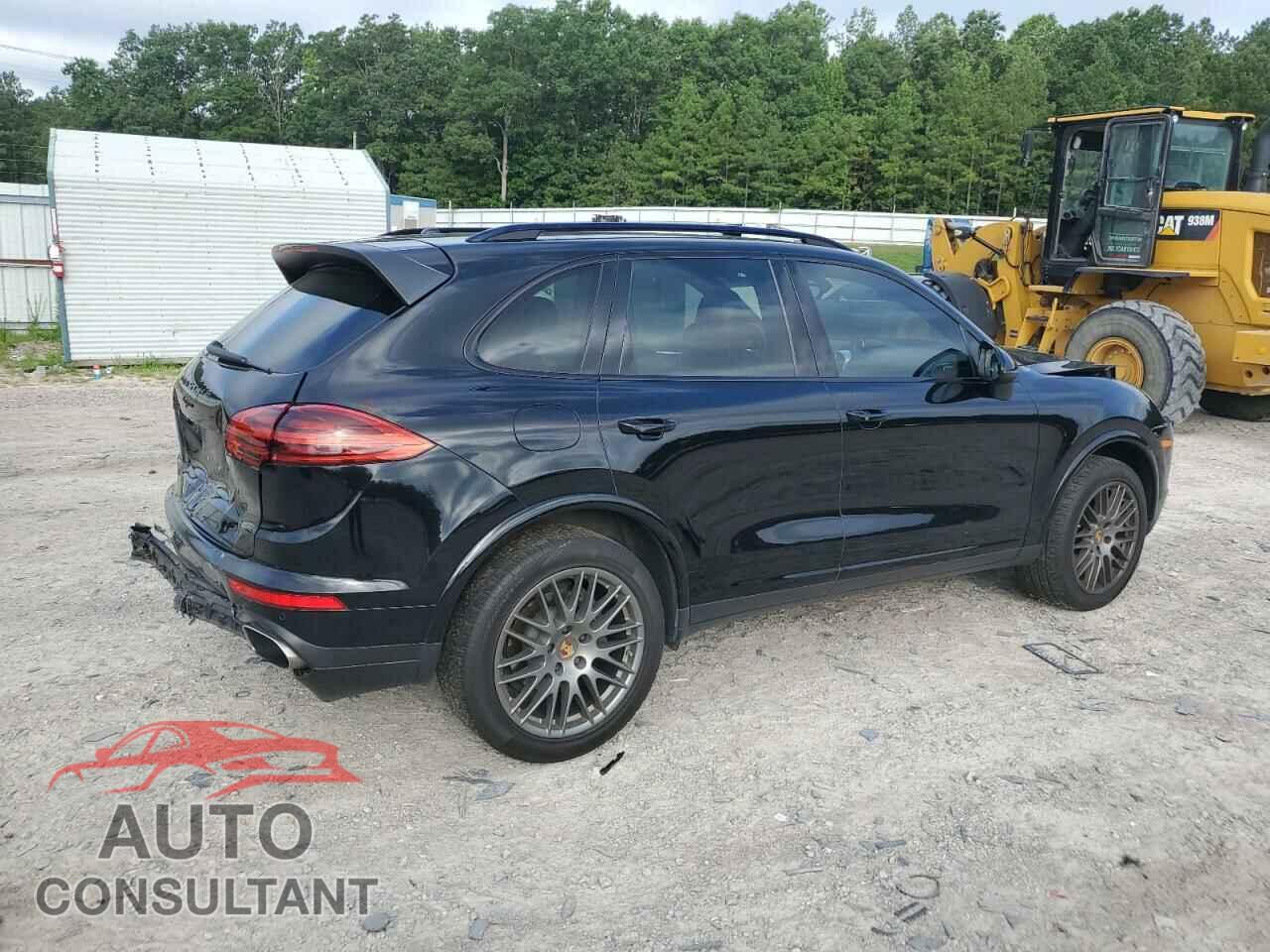 PORSCHE CAYENNE 2017 - WP1AA2A29HKA86162