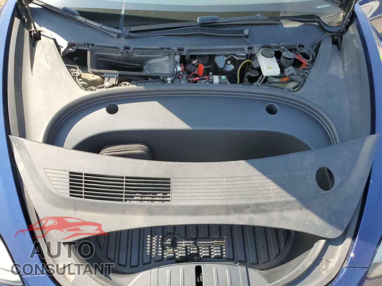 TESLA MODEL 3 2023 - 5YJ3E1EC4PF632275