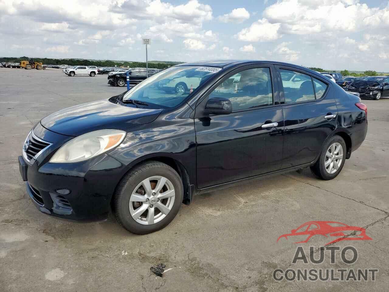 NISSAN VERSA 2014 - 3N1CN7AP5EL829176