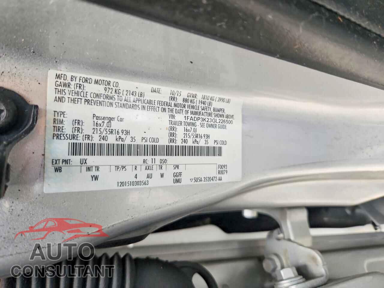FORD FOCUS 2016 - 1FADP3K23GL226500