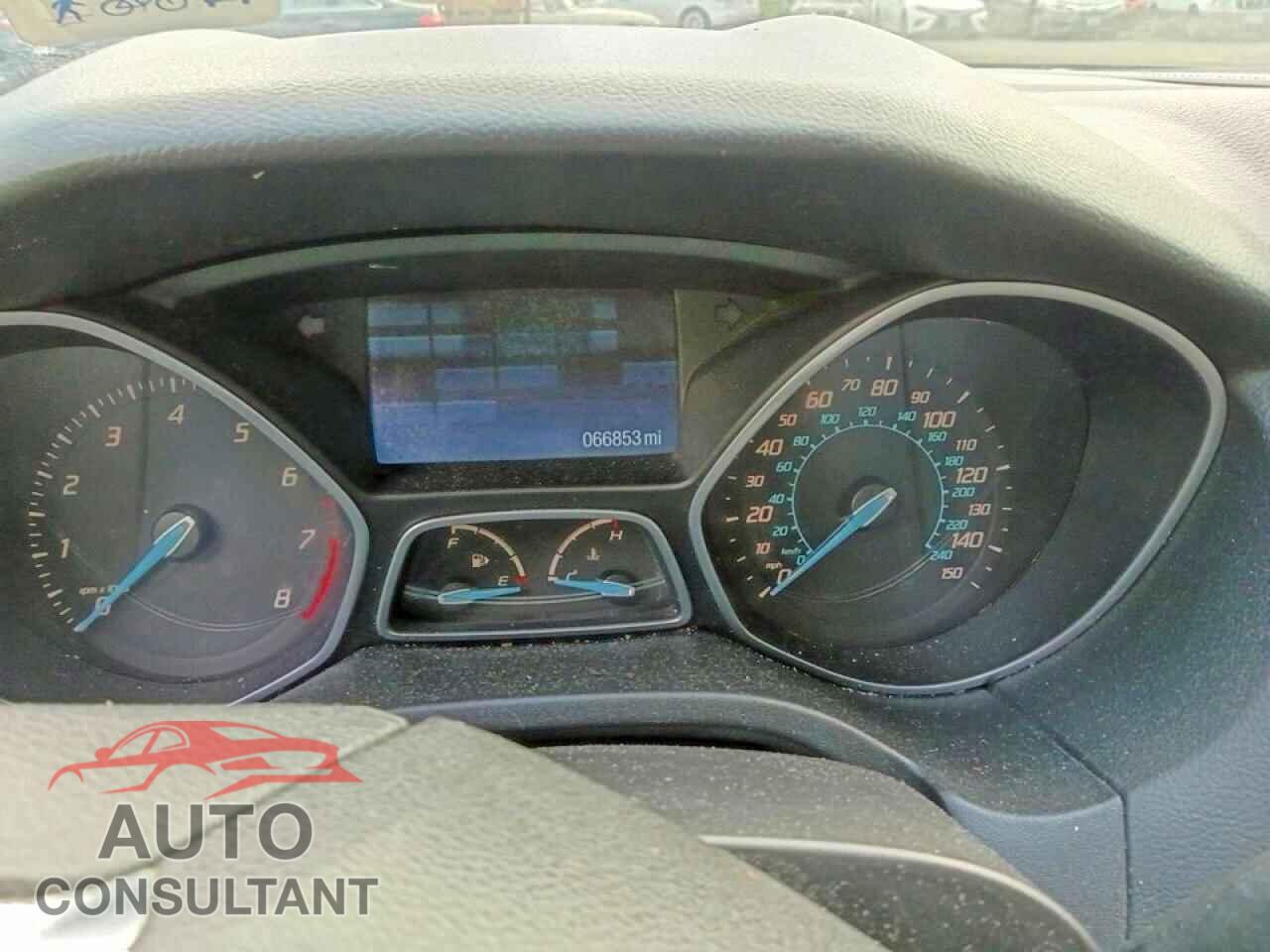 FORD FOCUS 2012 - 1FAHP3F2XCL138503