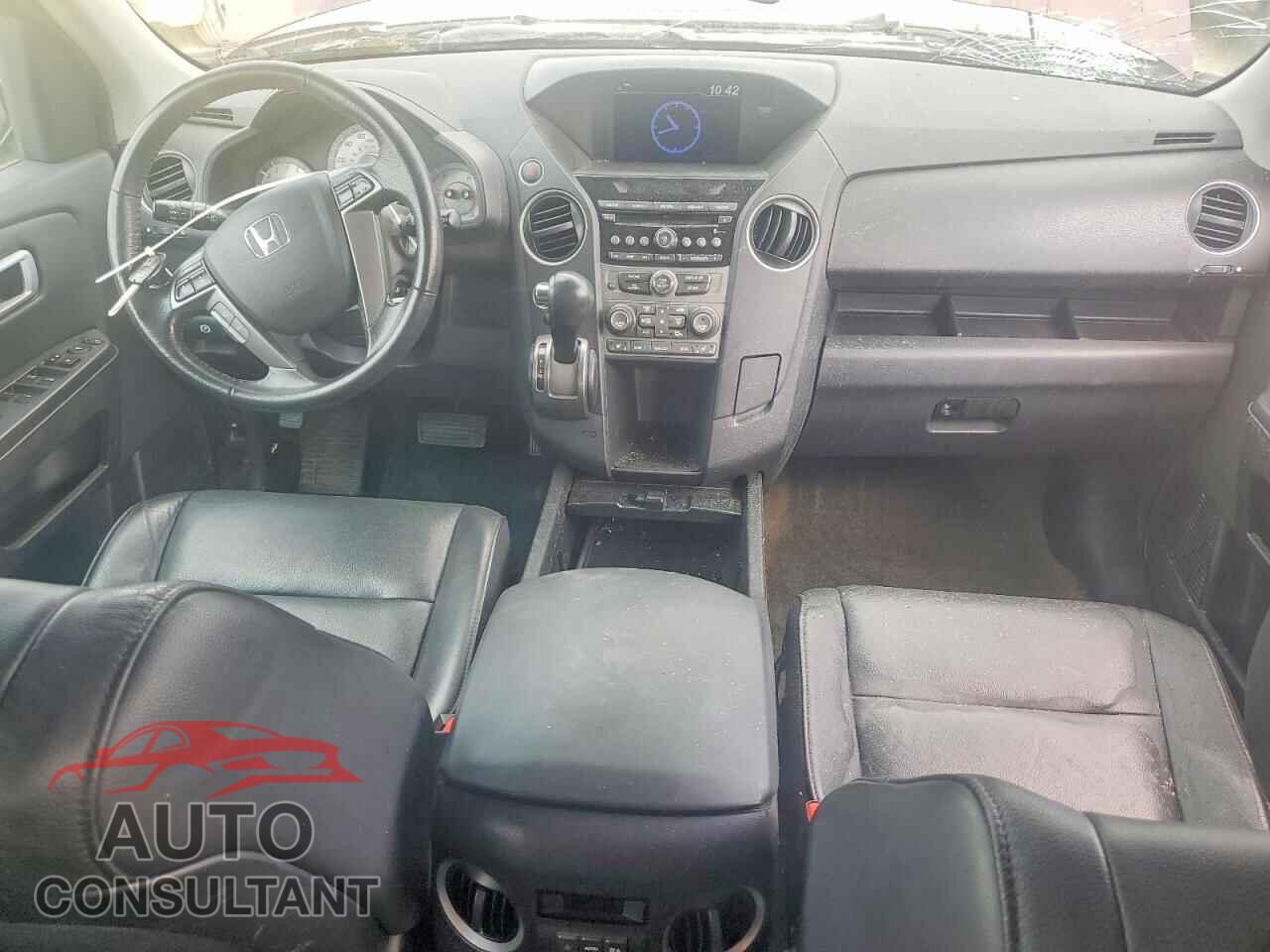 HONDA PILOT 2014 - 5FNYF4H52EB017500