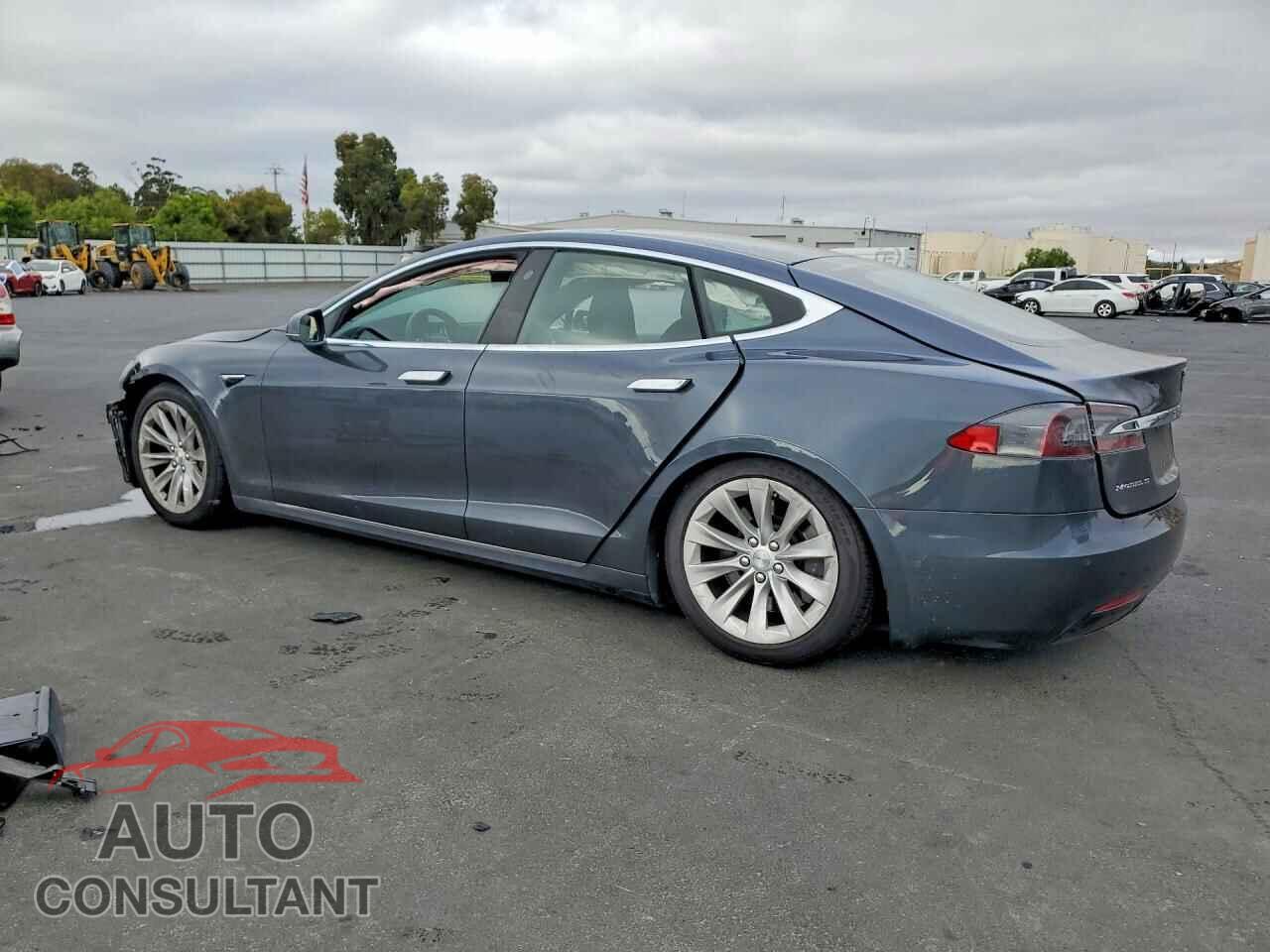 TESLA MODEL S 2017 - 5YJSA1E20HF205577