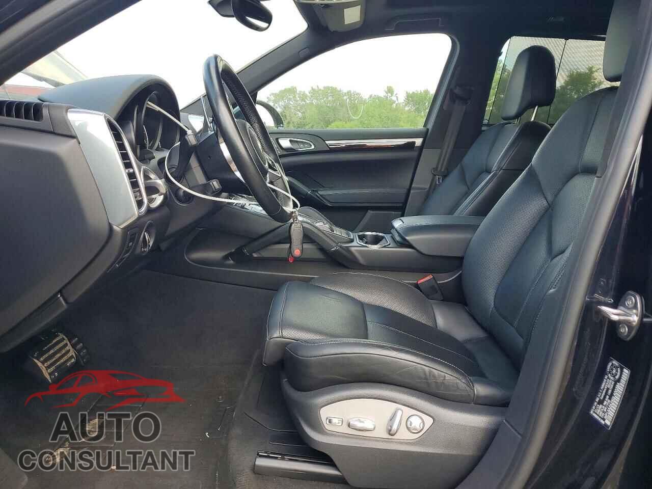 PORSCHE CAYENNE 2016 - WP1AA2A2XGLA00284