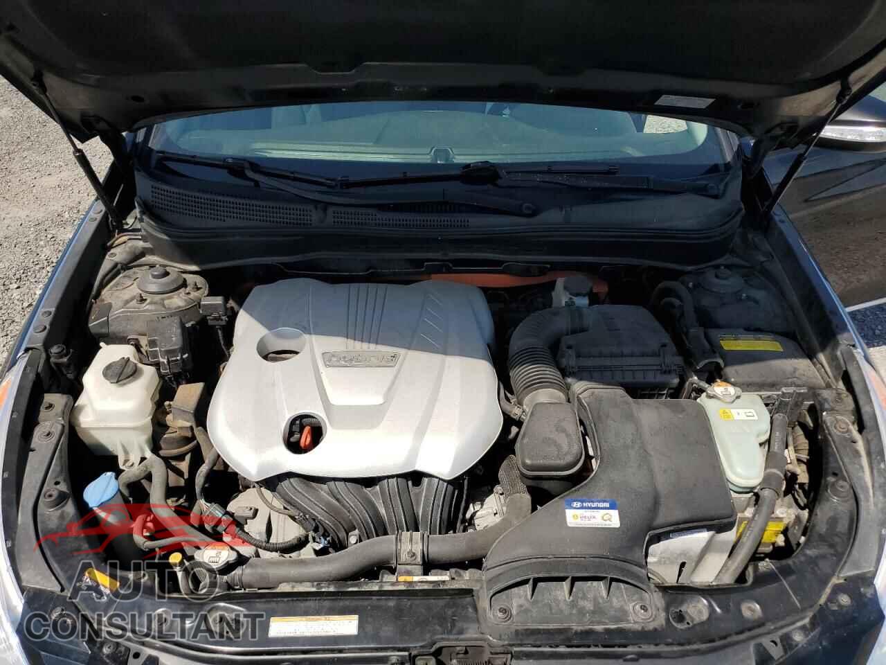HYUNDAI SONATA 2014 - KMHEC4A49EA109057