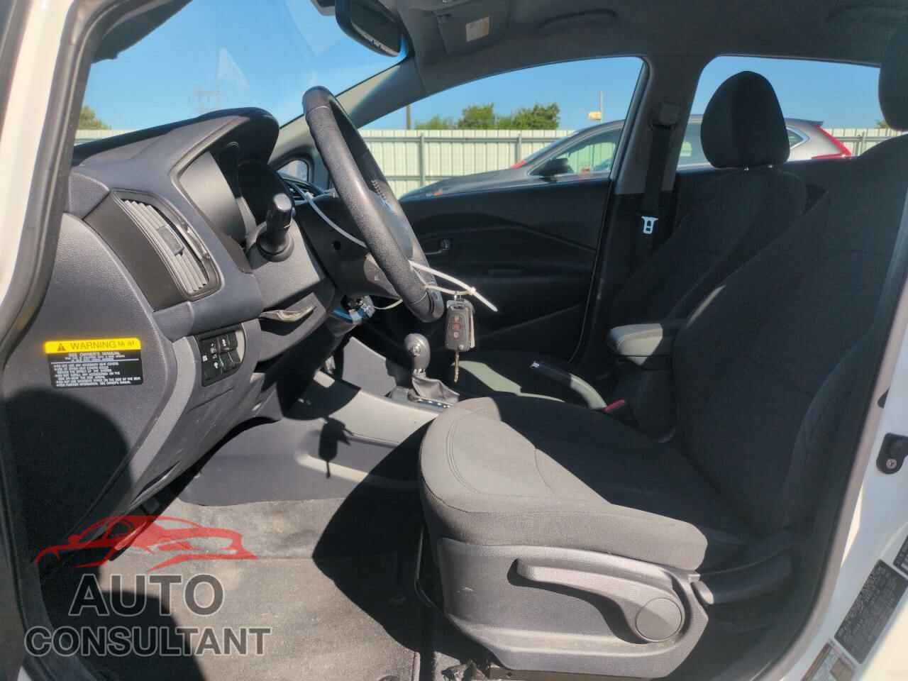 KIA RIO 2013 - KNADN4A39D6164267