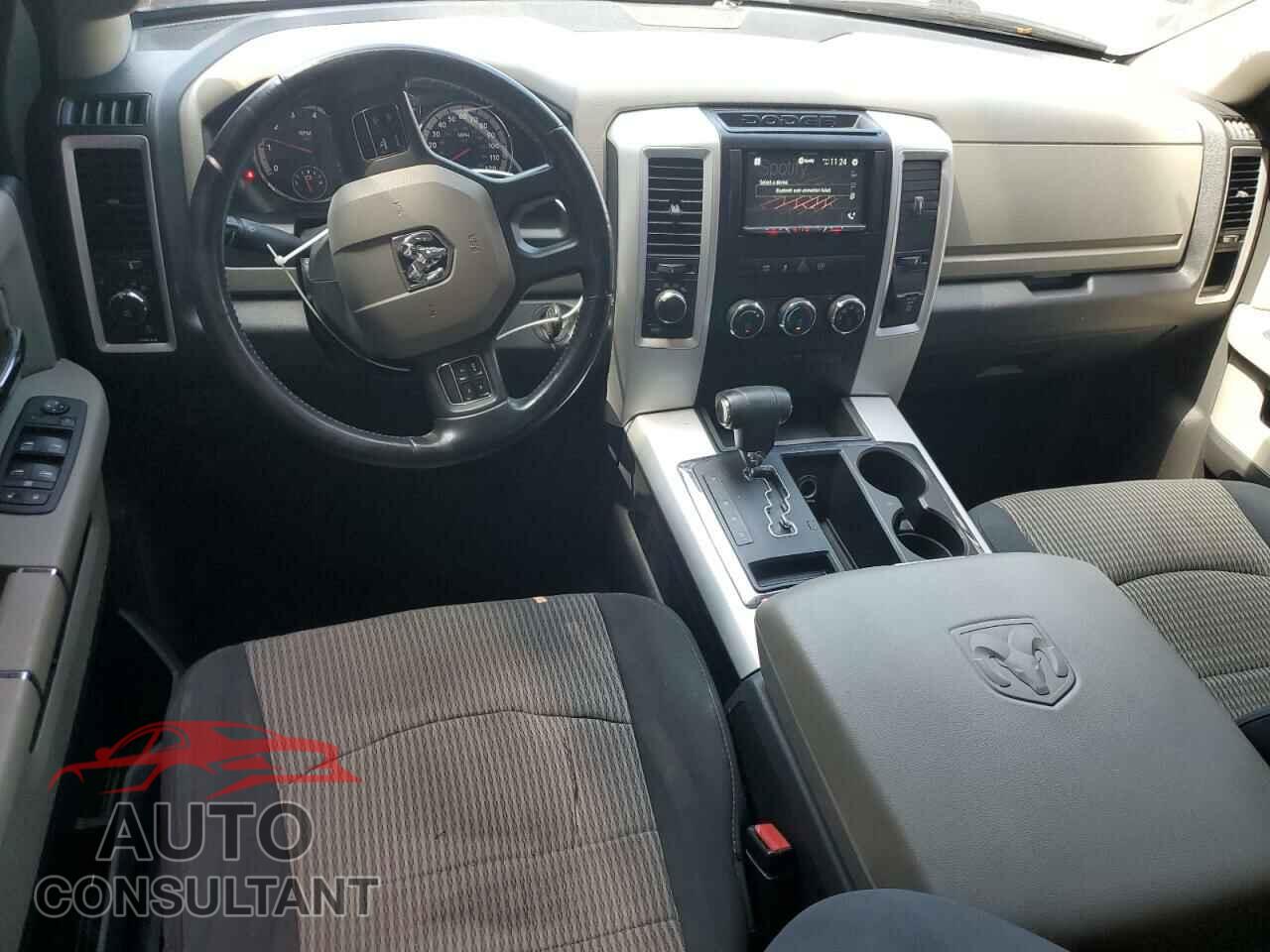 DODGE RAM 1500 2012 - 1C6RD7LT0CS137840