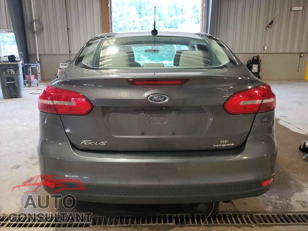 FORD FOCUS 2015 - 1FADP3F26FL330486