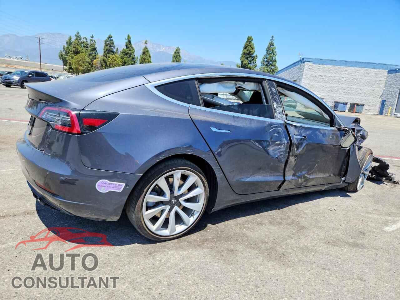 TESLA MODEL 3 2018 - 5YJ3E1EA1JF059499
