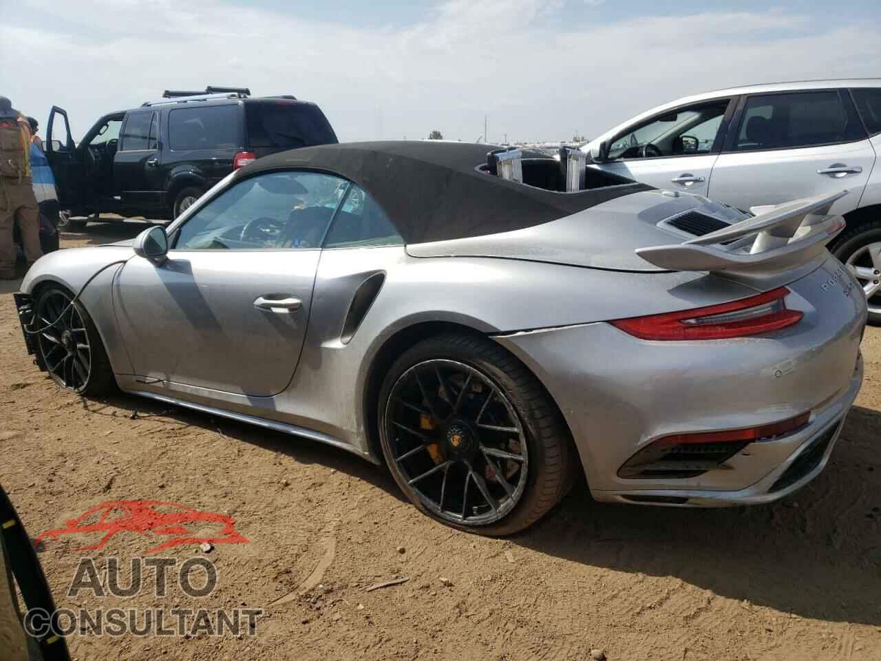 PORSCHE 911 2017 - WP0CD2A94HS178570