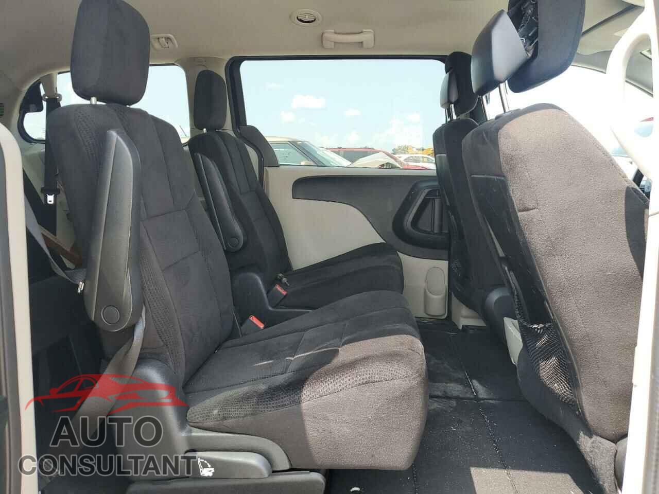 DODGE CARAVAN 2013 - 2C4RDGCG7DR685803