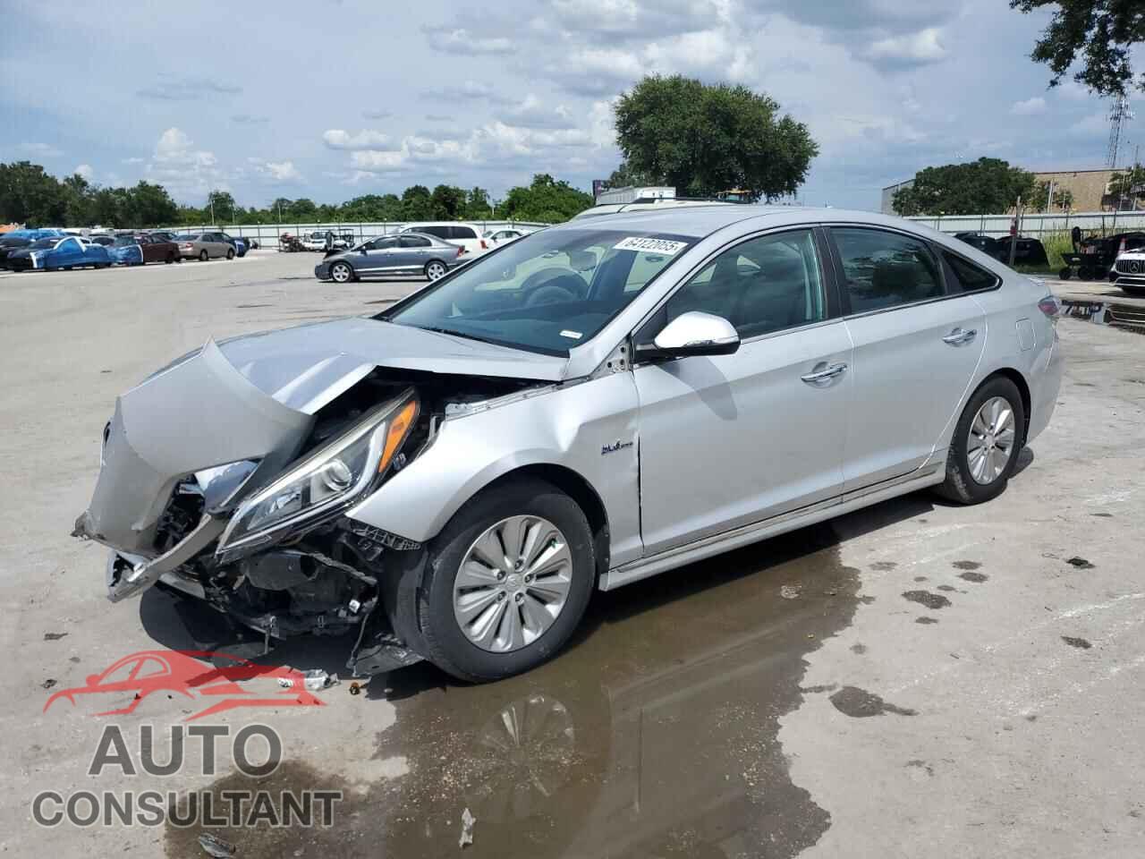HYUNDAI SONATA 2017 - KMHE24L14HA043561
