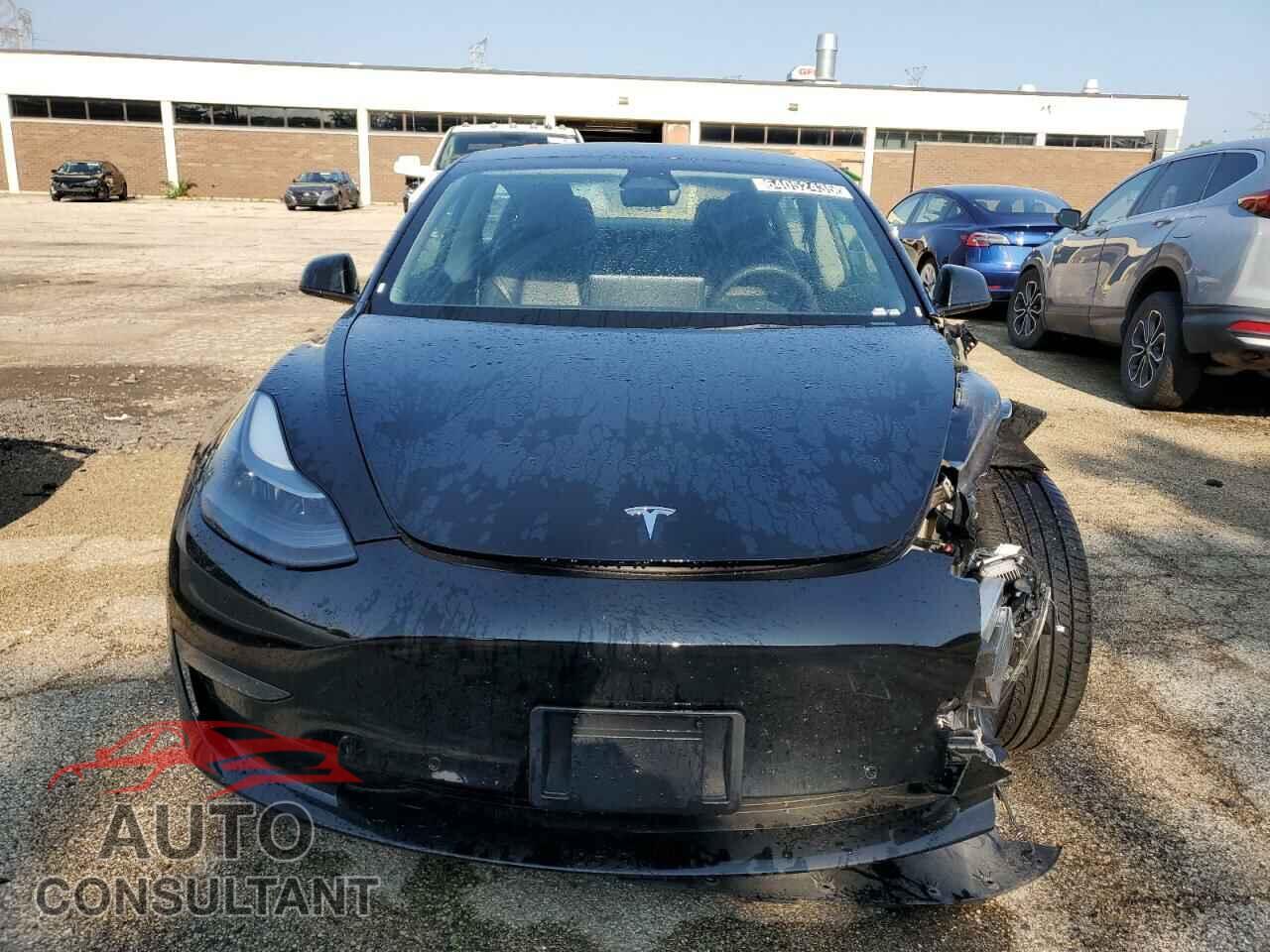 TESLA MODEL 3 2022 - 5YJ3E1EA4NF303796