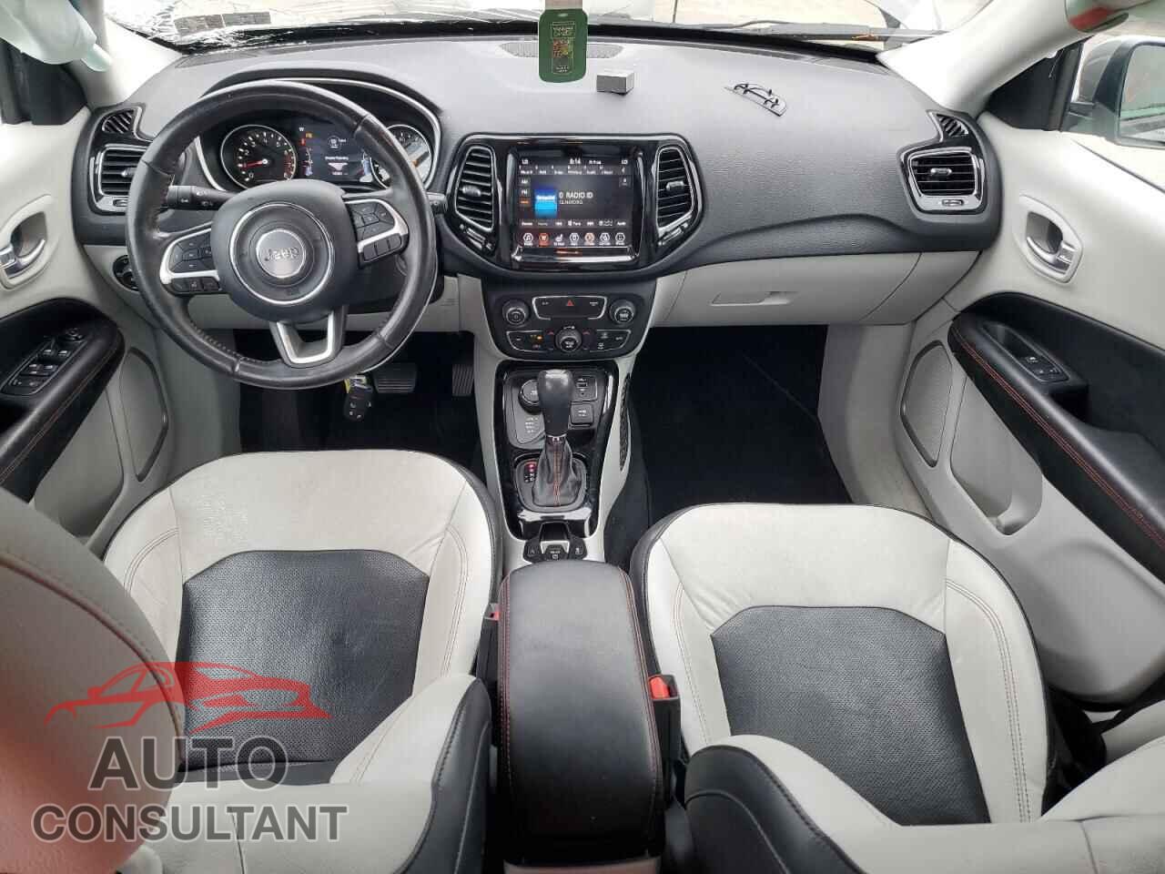 JEEP COMPASS 2019 - 3C4NJDCB2KT843047