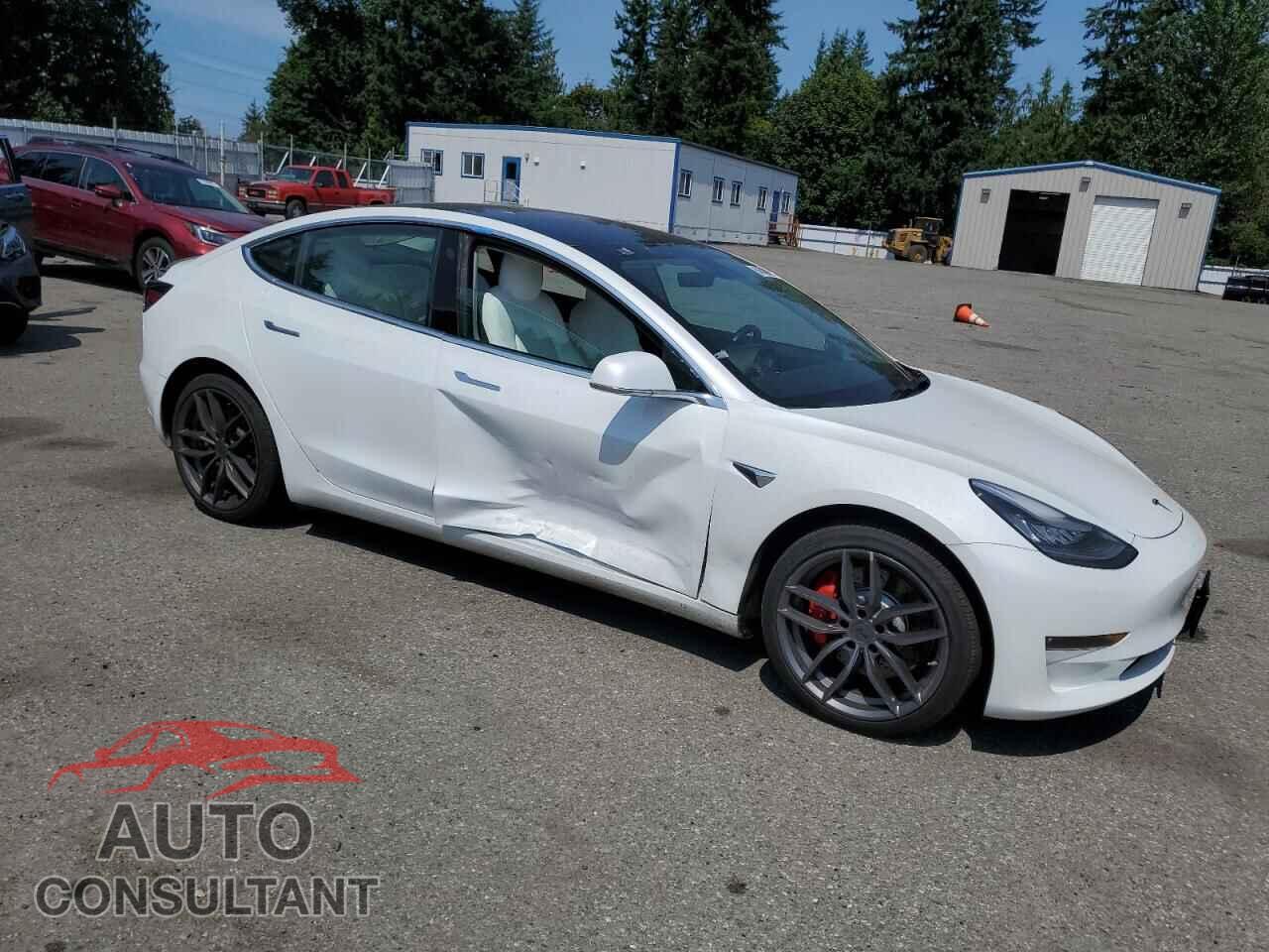 TESLA MODEL 3 2018 - 5YJ3E1EB3JF081464