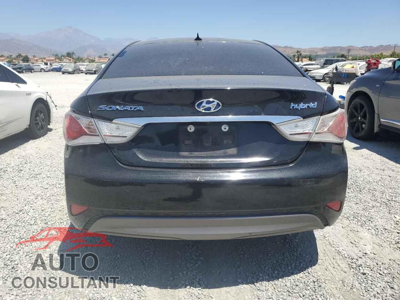 HYUNDAI SONATA 2015 - KMHEC4A49FA121016
