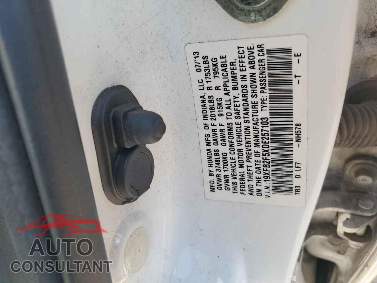 HONDA CIVIC 2013 - 19XFB2F5XDE257103